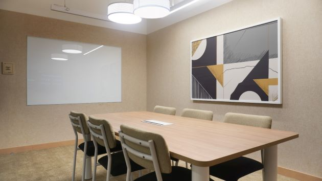 6 Seater Conference Room