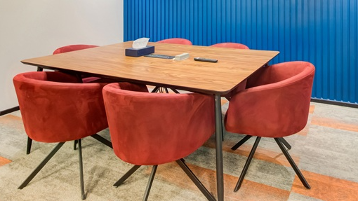 6 Seater Conference Room