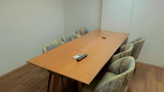 6 Seater Conference Room