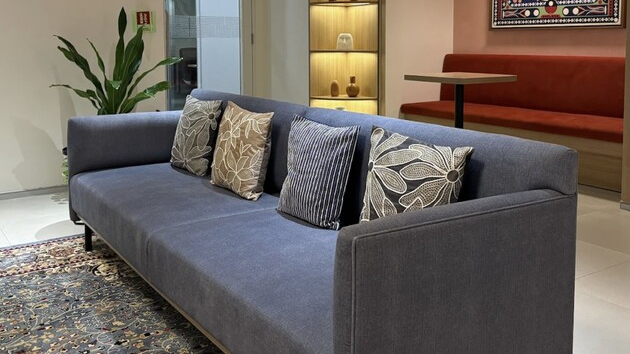 6 Seater Conference Room