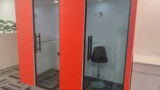 6 Seater Conference Room