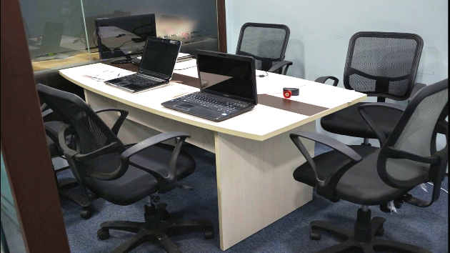GoSpace 7007 6 Seater Conference Room