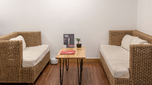 6 Seater Conference Room