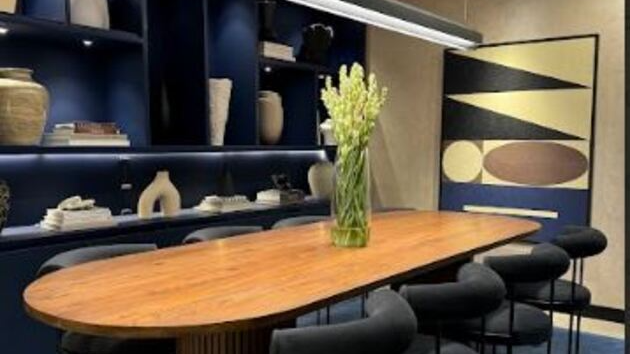 6 Seater Conference Room