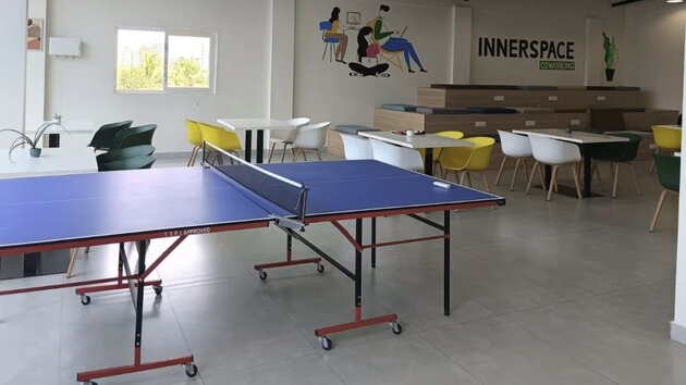 6 Seater Conference Room 