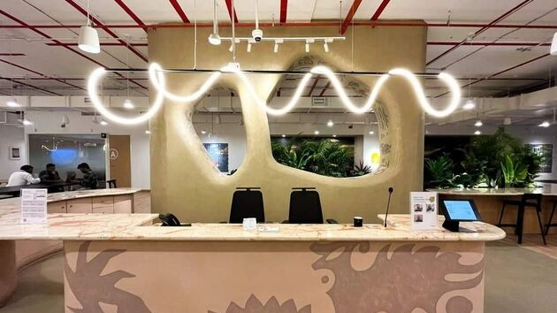 6 Seater Meeting Room