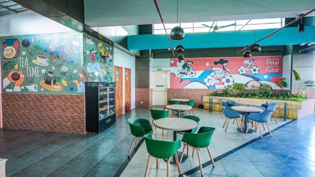 6 Seater Meeting Room