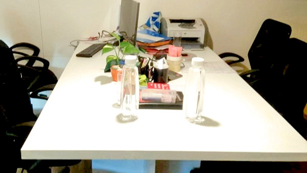 6 Seater Meeting Room