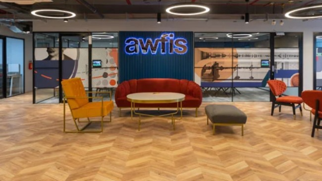 6 Seater Meeting Room