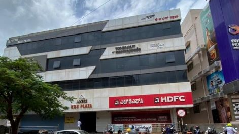 6 Seater Meeting Room