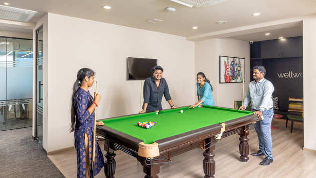 6 Seater Meeting Room