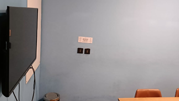 6 Seater Meeting Room