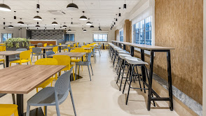 6 Seater Meeting Room