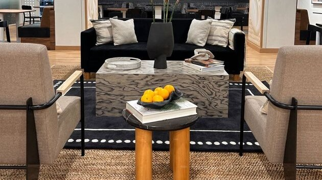 6 Seater Conference Room