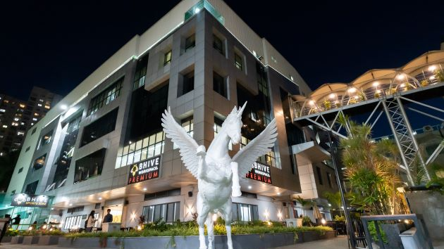 6 Seater Meeting Room