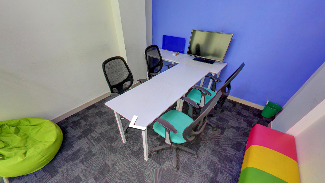 GoSpace 2272 6 Seater Casual Meeting Room