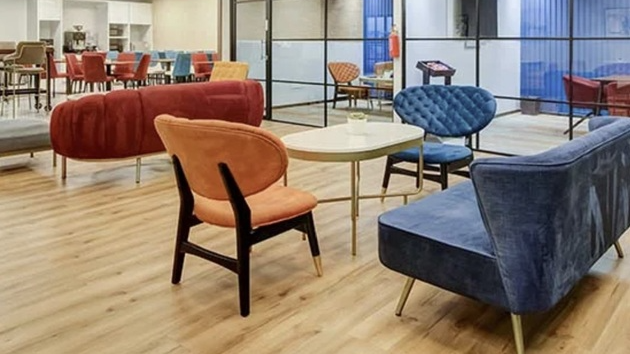 6 Seater Meeting Room