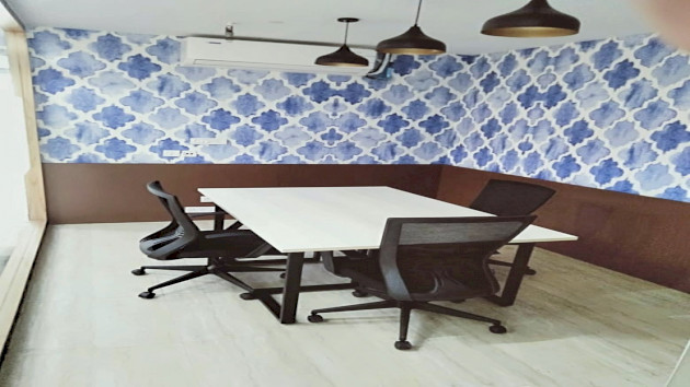 6 Seater Meeting Room