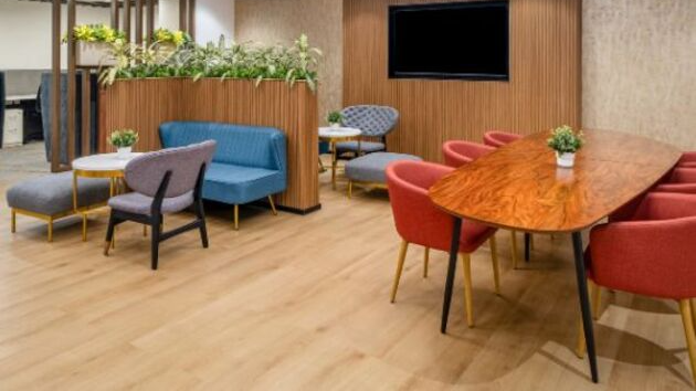 6 Seater Meeting Room