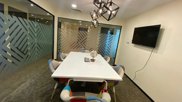 6 Seater Meeting Room