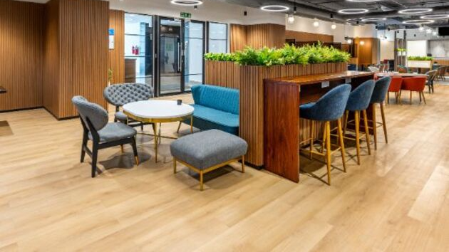 6 Seater Meeting Room