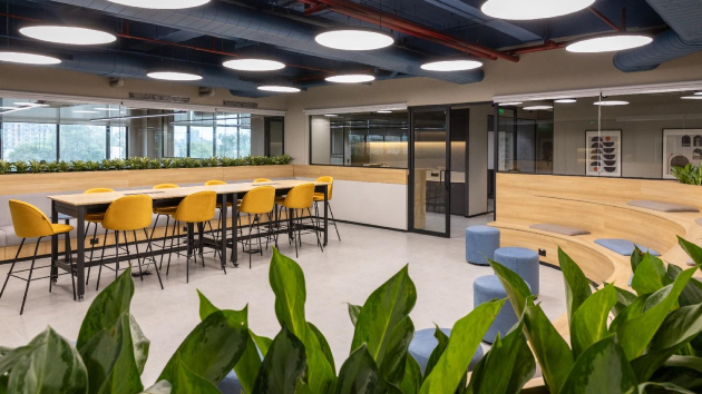 6 Seater Meeting Room