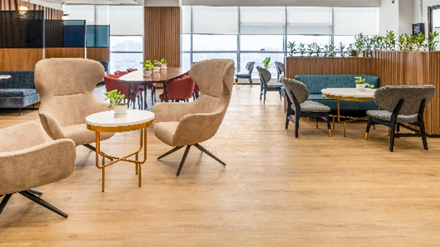 6 Seater Meeting Room