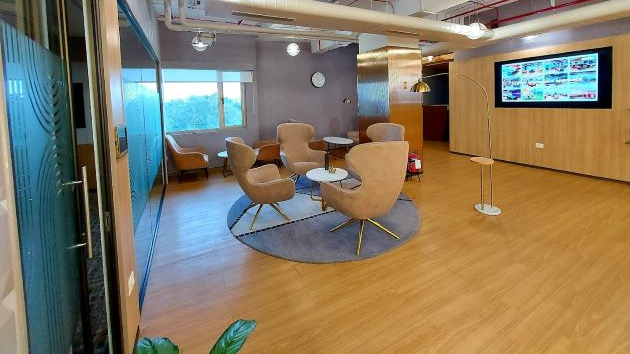 6 Seater Private  Cabin