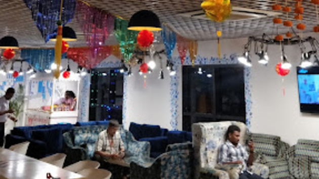 6 Seater Private Cabin 