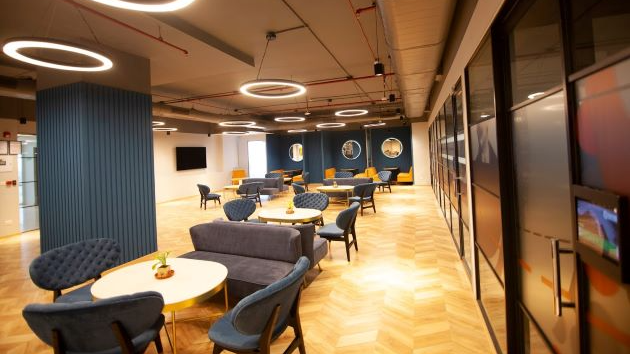 6 Seater Private Cabin