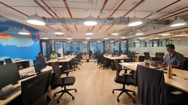 6 Seater Private Cabin