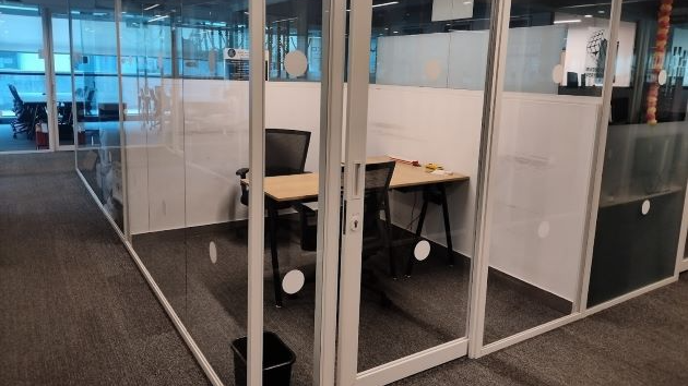 GoOffice 8025 6 Seater Private Cabin 
