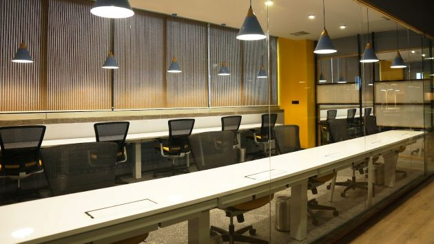 6 Seater Private Cabin