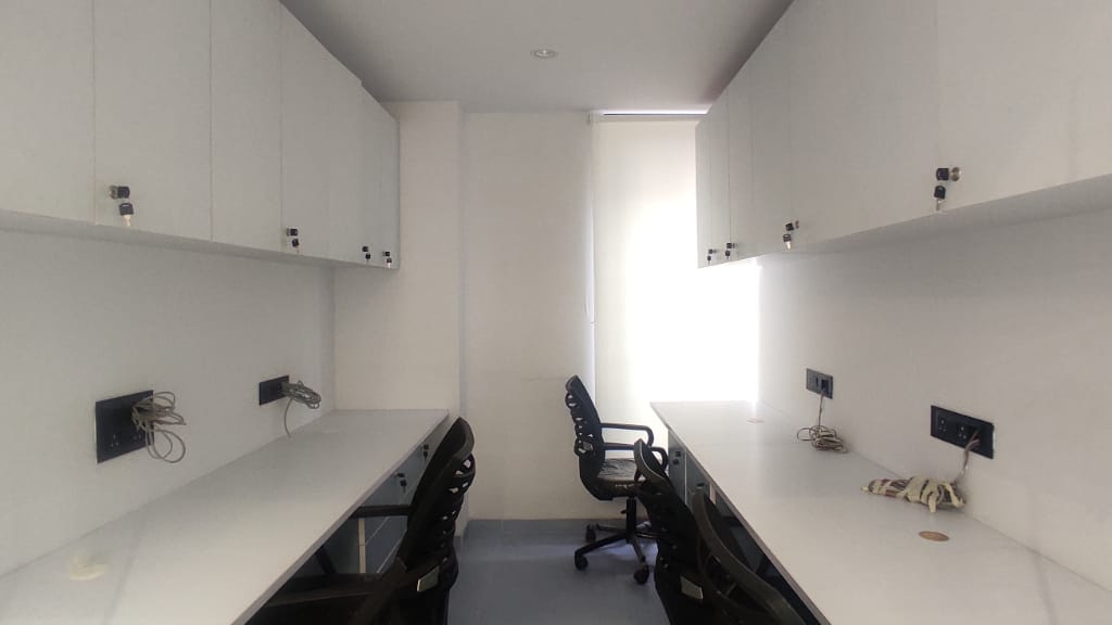 6 Seater Private Cabin 