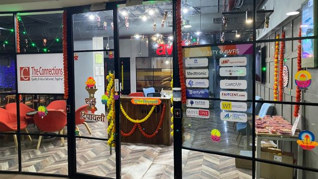 6 Seater Private Cabin 