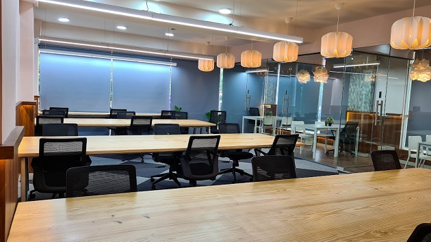 6 Seater Private Cabin