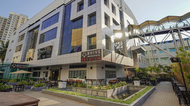 6 Seater Private Cabin