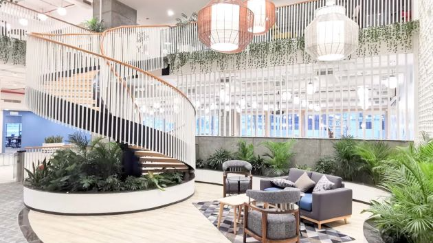 6 Seater Private Cabin