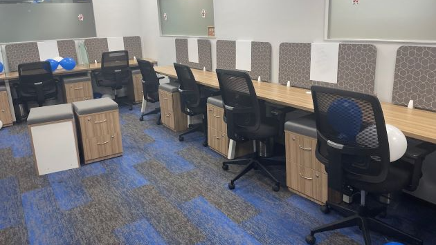 6 Seater Private Cabin