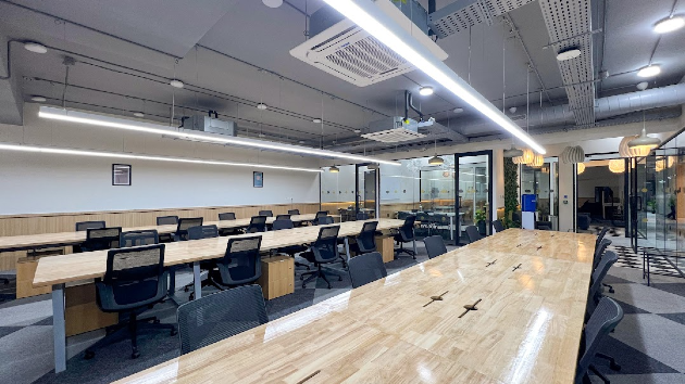 6 Seater Private Cabin 