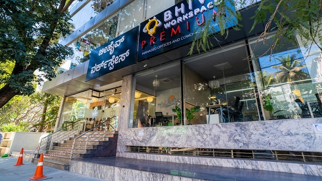 6 Seater Private Cabin 