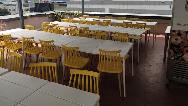 6 Seater Private Cabin