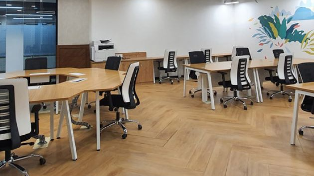 6 Seater Private Cabin