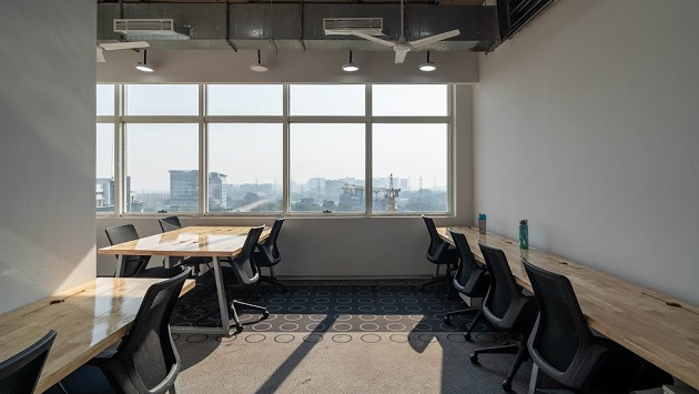 6 Seater Private Cabin