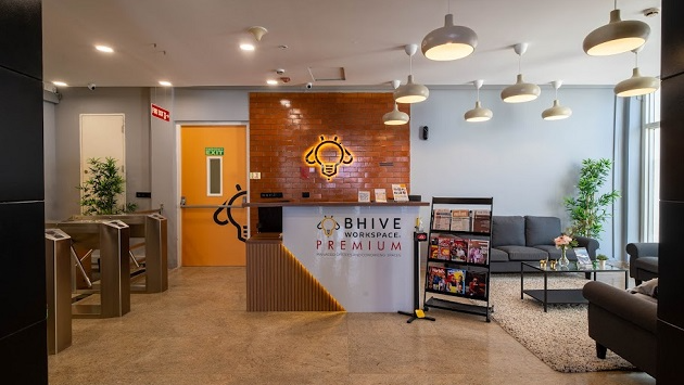 6 Seater Private Cabin