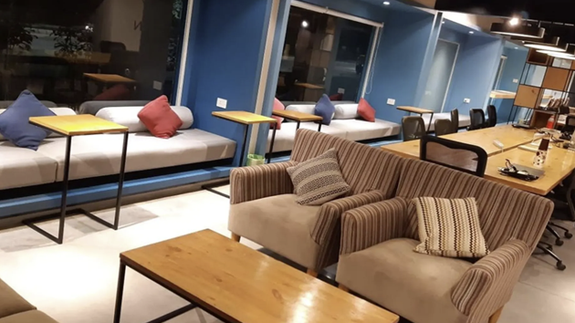 6 Seater Private Cabin