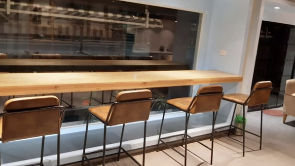 6 Seater Private Cabin