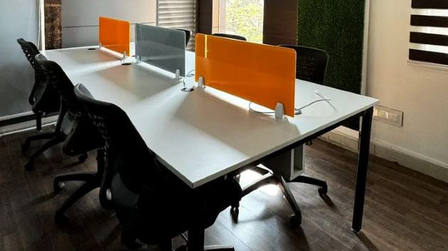 6 Seater Private Cabin