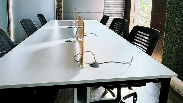 6 Seater Private Cabin