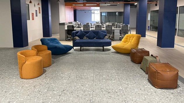 6 Seater Private Cabin